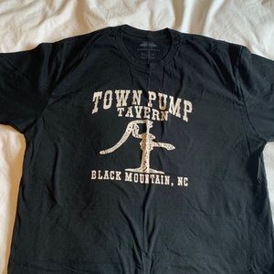 Vintage dive bar t shirt